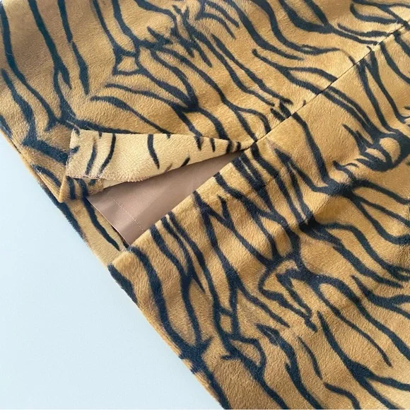 Y2K Velveteen Animal Print Skirt - Picture 5 of 7